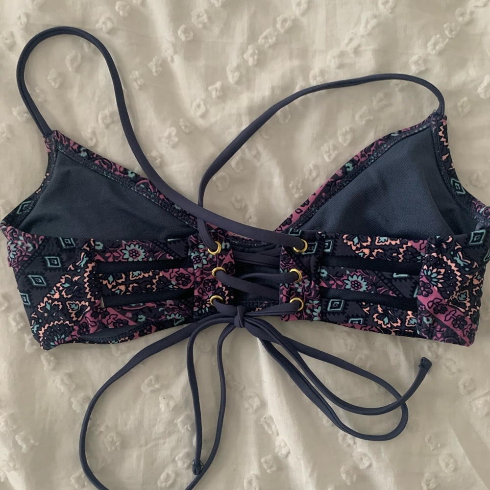 Bikini Top - Picture 2 of 2
